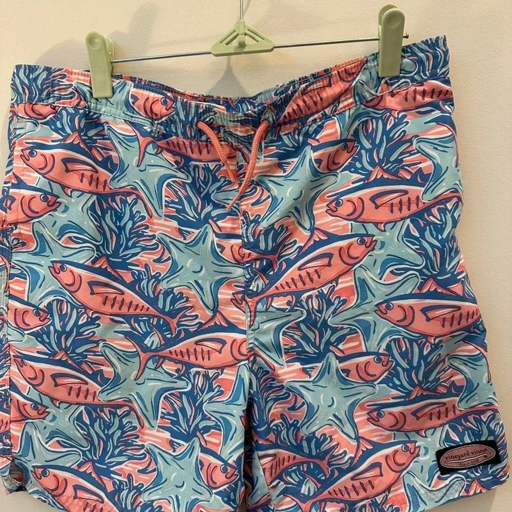 Youth Large Vineyard Vines blue & pink swim trunks
